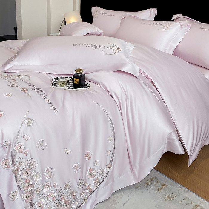 91家纺网 家纺一手货源 找家纺 欣宜家纺 2026春夏新款60支A类新疆长绒棉刺绣轻奢风四件套 樱花-香芋紫