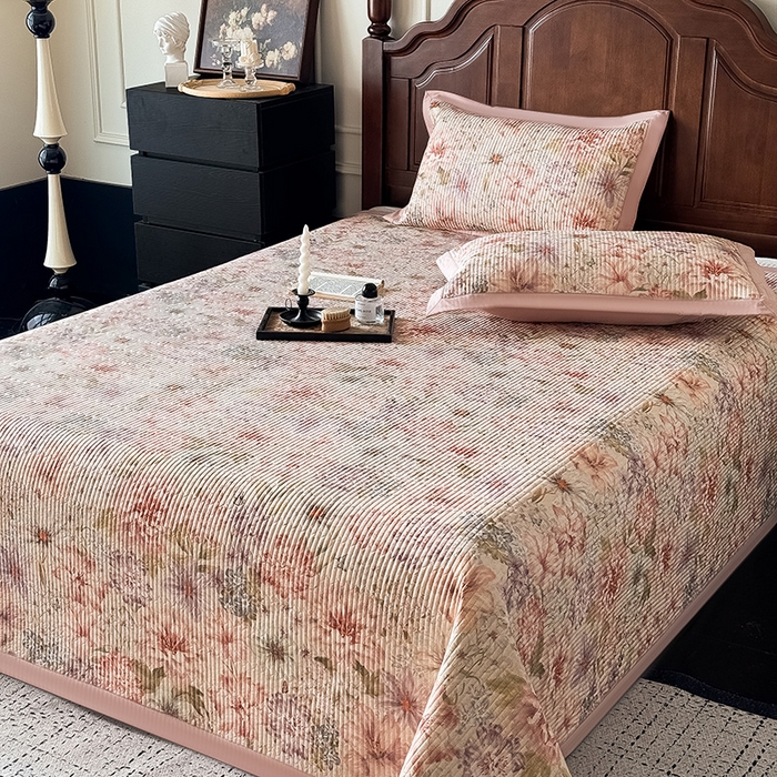 91家纺网 家纺一手货源 找家纺 yyds网供 2026春夏季A类全棉水洗棉夹棉床盖三件套绗缝印花卉ins风四季通用多功能榻榻米 会员优惠 A层全棉+B层羽丝棉+C层全棉 这个价格为销售控价 繁花梦语-印花