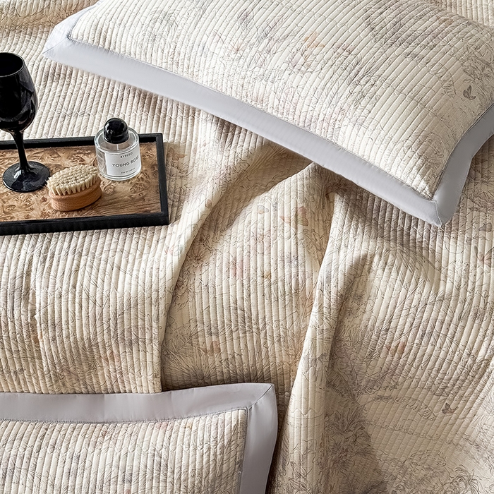 91家纺网 家纺一手货源 找家纺 yyds网供 2026春夏季A类全棉水洗棉夹棉床盖三件套绗缝印花卉ins风四季通用多功能榻榻米 会员优惠 A层全棉+B层羽丝棉+C层全棉 这个价格为销售控价 梦蝶-印花