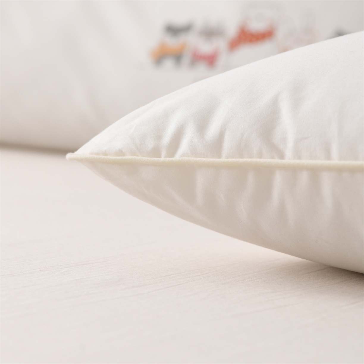 91家纺网 家纺一手货源 找家纺 织布人 2026新款A类全棉卡通软枕枕头枕芯 动物伙伴