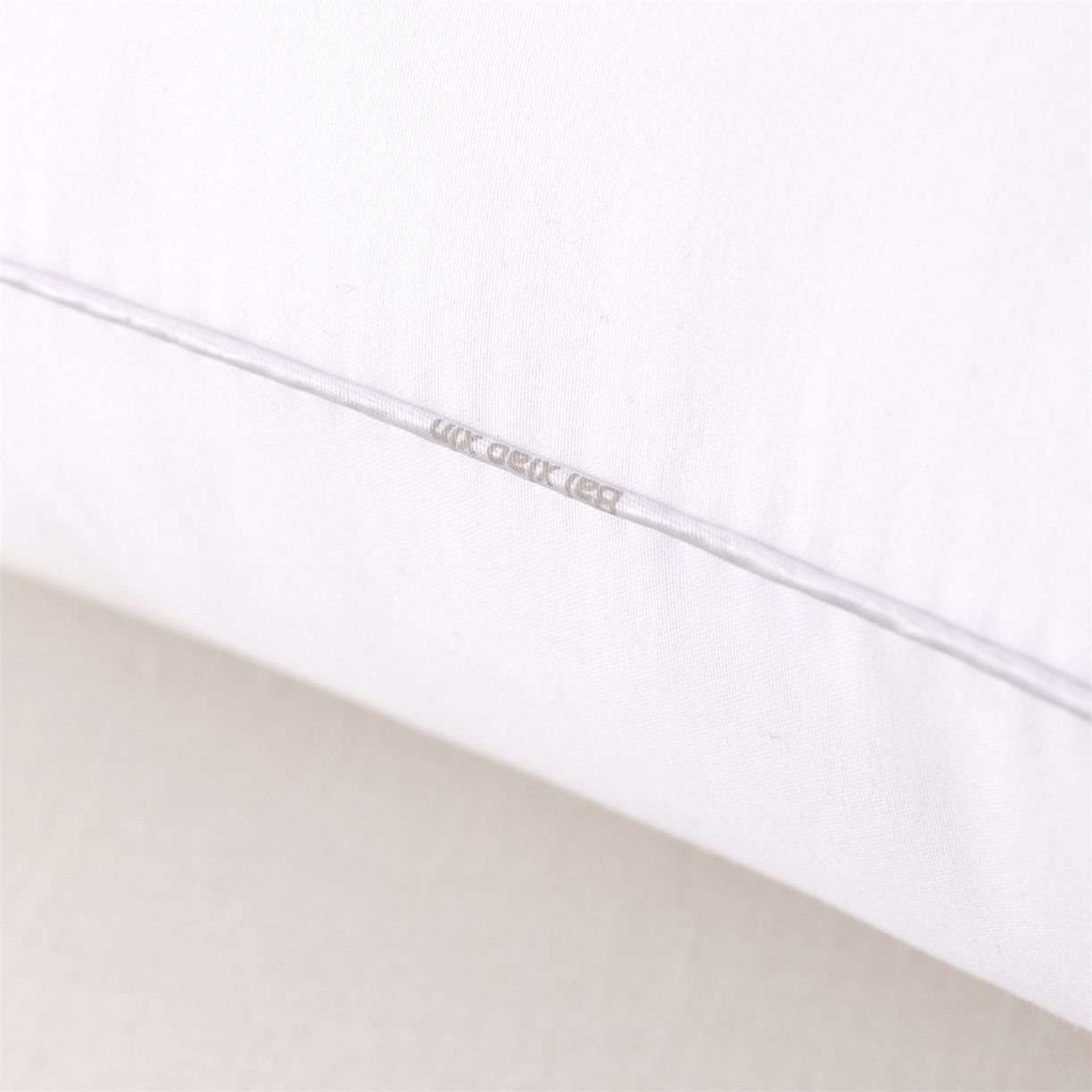 91家纺网 家纺一手货源 找家纺 （总）织布人 2026新款枕芯亲肤磨毛整张羽丝棉白小芯酒店软枕学生成人家用枕头