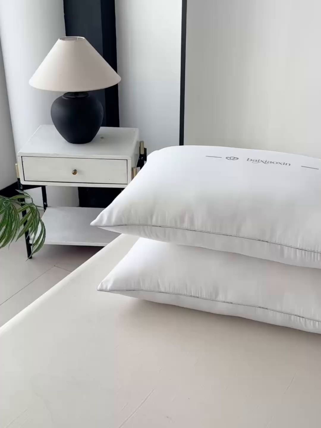 91家纺网 家纺一手货源 找家纺 （总）织布人 2026新款枕芯亲肤磨毛整张羽丝棉白小芯酒店软枕学生成人家用枕头