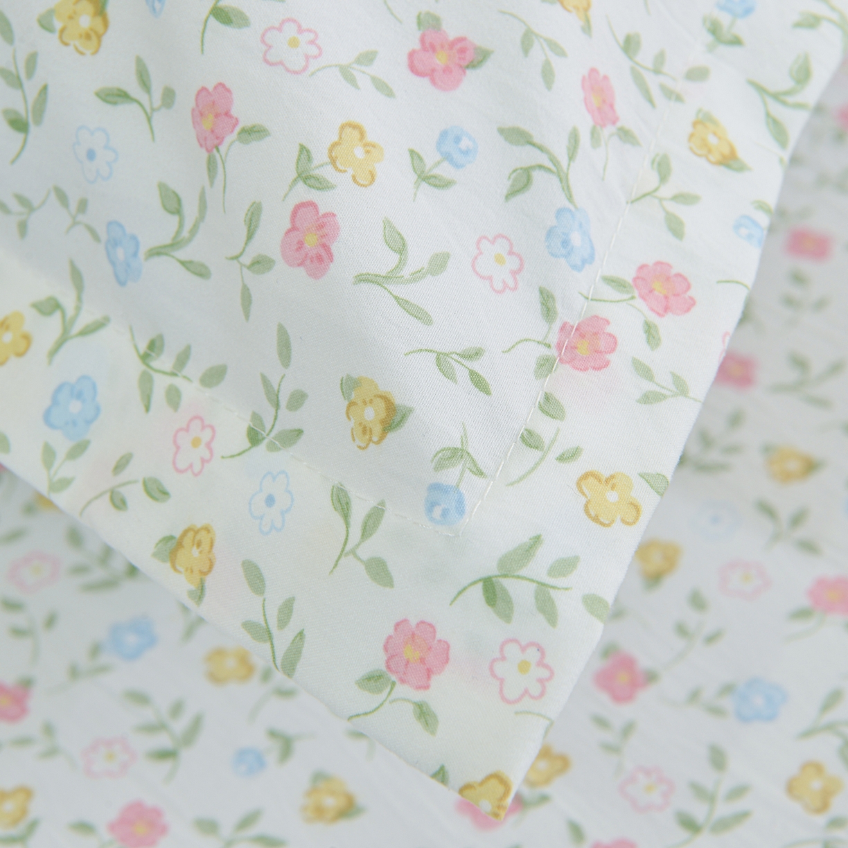 91家纺网 家纺一手货源 找家纺 小雨家纺 2026新款云锦棉韩版印花单床单系列 爱乐园9003苹果绿