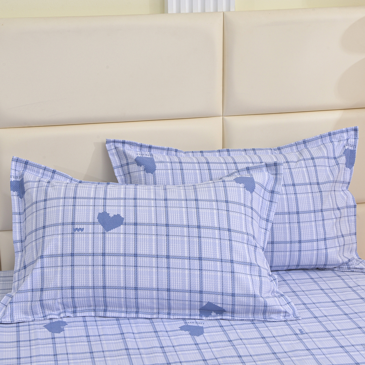 91家纺网 家纺一手货源 找家纺 小雨家纺 2026新款云锦棉韩版印花单床单系列 怦然心动（冷凝灰）