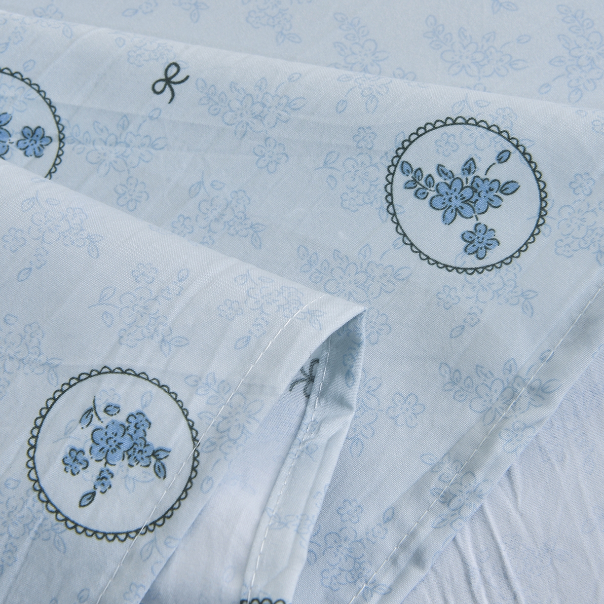 91家纺网 家纺一手货源 找家纺 小雨家纺 2026新款云锦棉韩版印花单床单系列 花香漫漫