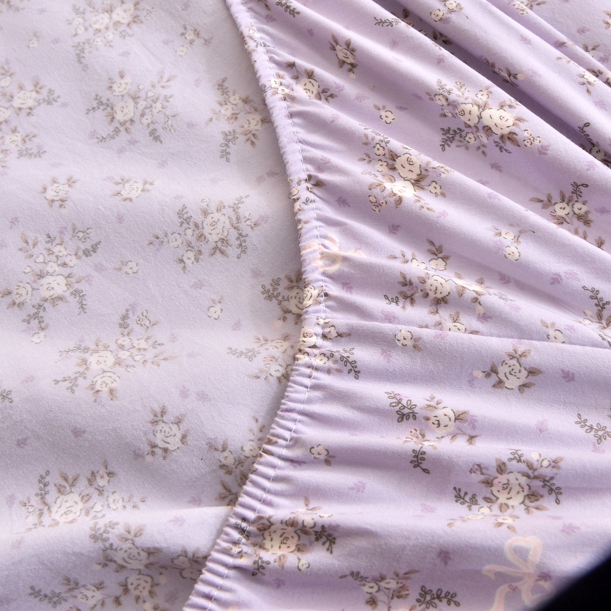 91家纺网 家纺一手货源 找家纺 小雨家纺 2026新款云锦棉韩版印花单床笠系列 浮生9007（齐紫）