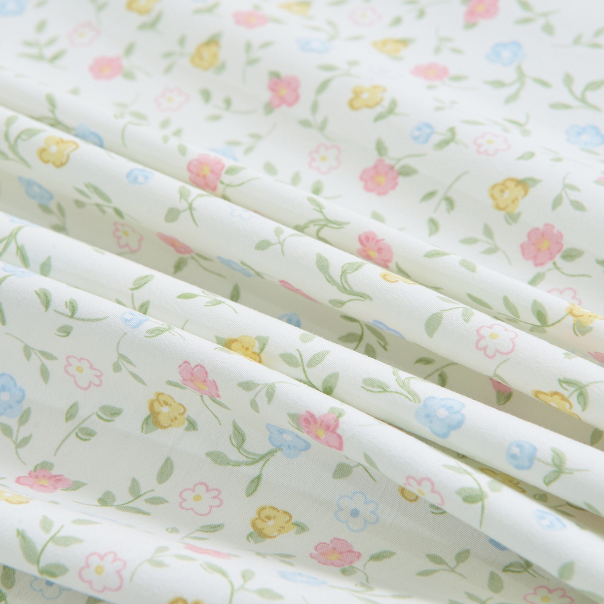 91家纺网 家纺一手货源 找家纺 小雨家纺 2026新款云锦棉韩版印花单床笠系列 爱乐园9003苹果绿