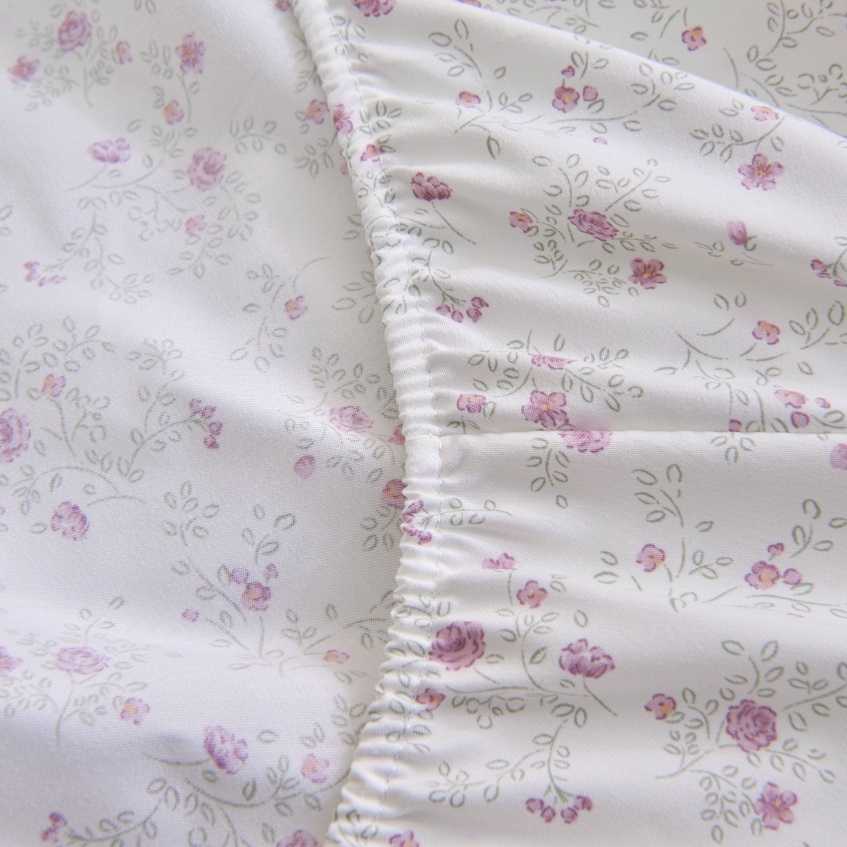 91家纺网 家纺一手货源 找家纺 小雨家纺 2026新款云锦棉韩版印花单床笠系列 花盎然9018雪青