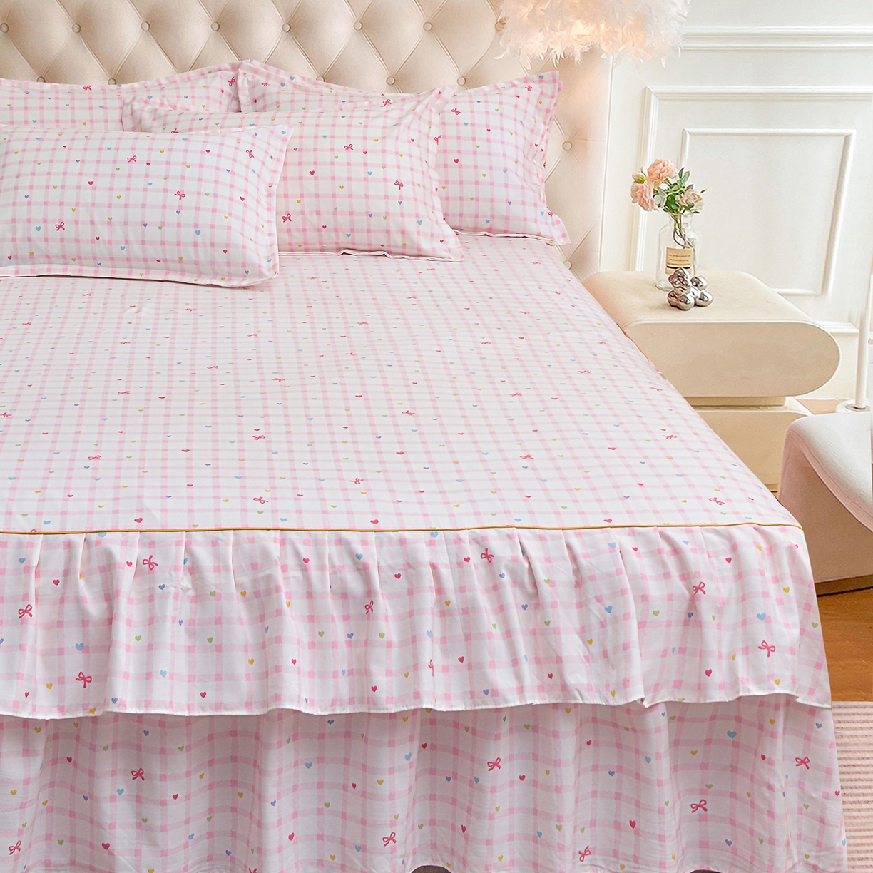 91家纺网 家纺一手货源 找家纺 小雨家纺 2026新款云锦棉韩版印花单床裙系列 爱彩（樱花粉）