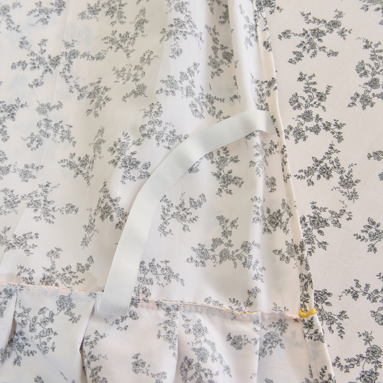 91家纺网 家纺一手货源 找家纺 小雨家纺 2026新款云锦棉韩版印花单床裙系列 成瑾9014（星河灰）