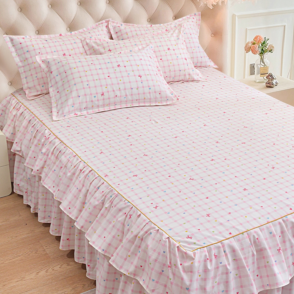 91家纺网 家纺一手货源 找家纺 小雨家纺 2026新款云锦棉韩版印花单床裙系列 爱彩（樱花粉）