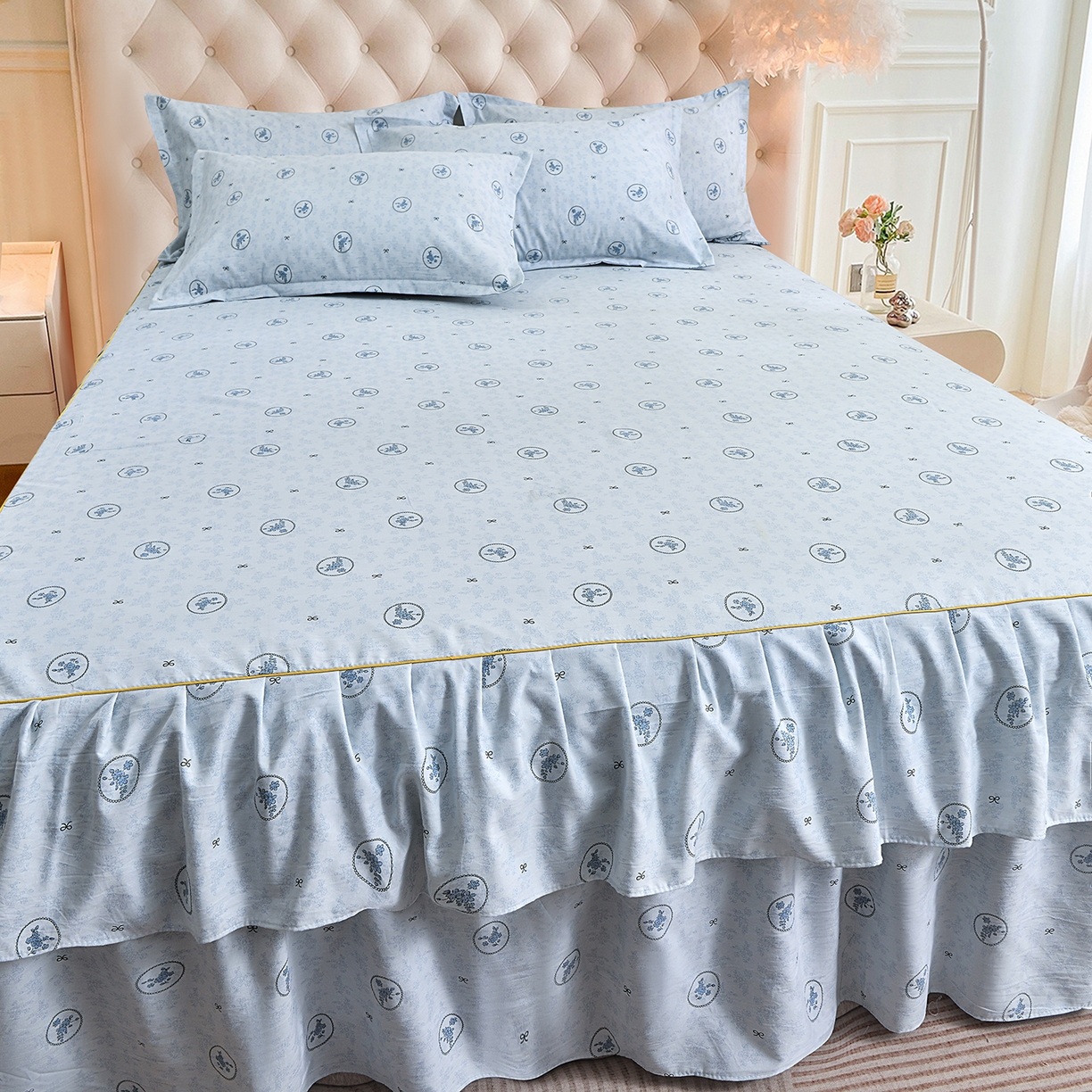 91家纺网 家纺一手货源 找家纺 小雨家纺 2026新款云锦棉韩版印花单床裙系列 花香漫漫