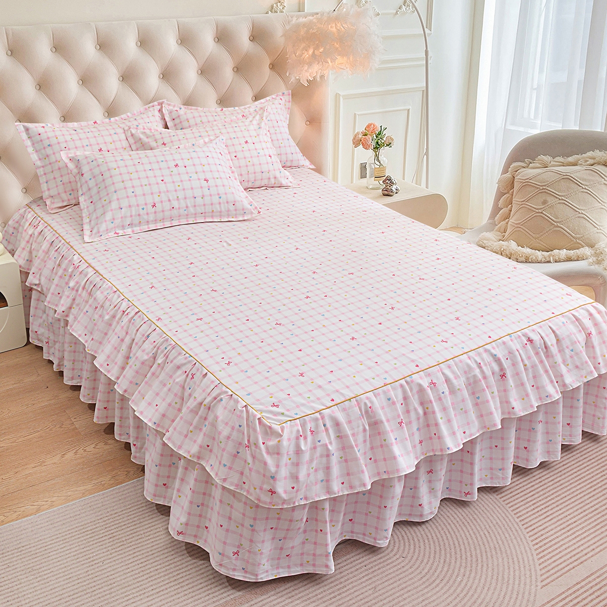 91家纺网 家纺一手货源 找家纺 小雨家纺 2026新款云锦棉韩版印花单床裙系列 爱彩（樱花粉）