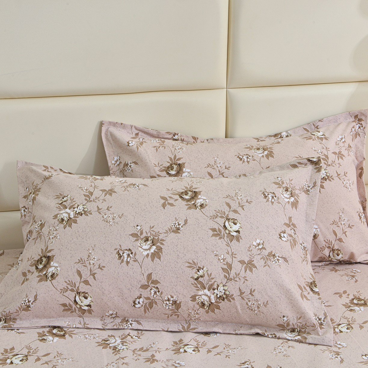 91家纺网 家纺一手货源 找家纺 小雨家纺 2026新款云锦棉韩版印花单床裙系列 花屿9055咖拿铁棕