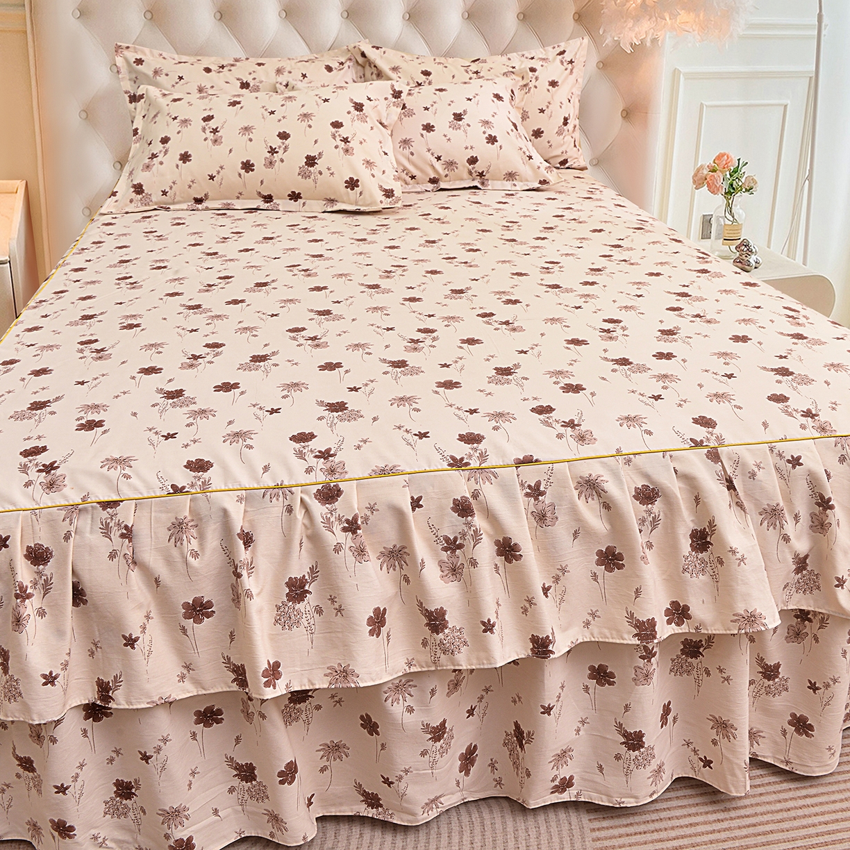 91家纺网 家纺一手货源 找家纺 小雨家纺 2026新款云锦棉韩版印花单床裙系列 花屿（拿铁棕）