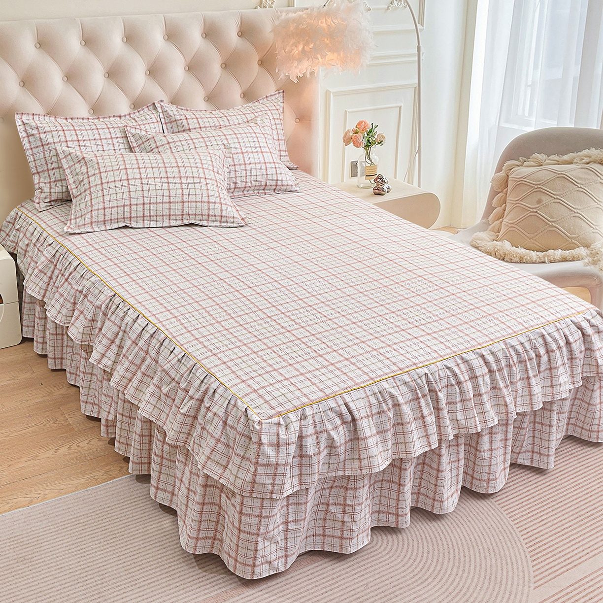 91家纺网 家纺一手货源 找家纺 小雨家纺 2026新款云锦棉韩版印花单床裙系列 卡德尔（拿铁棕）