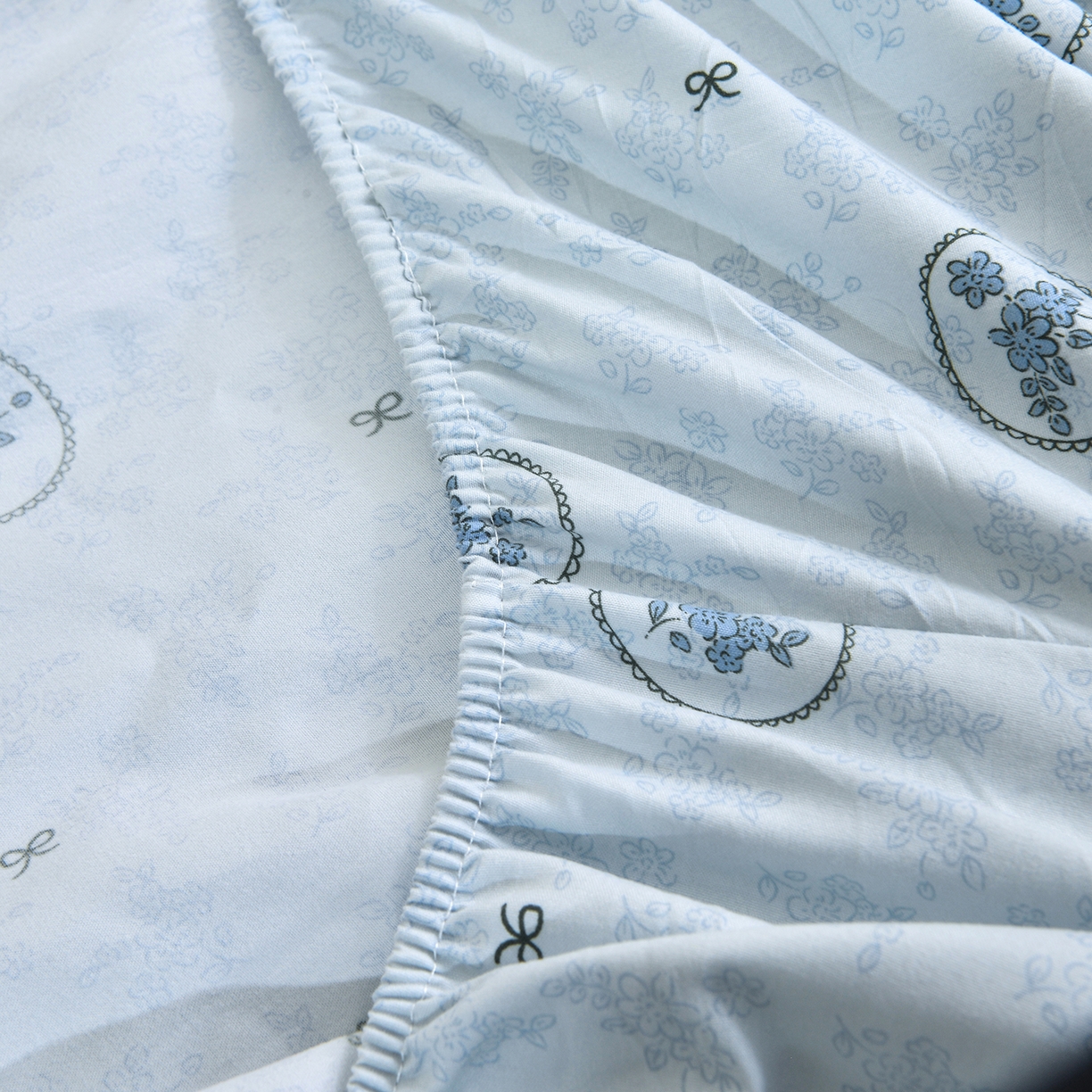 91家纺网 家纺一手货源 找家纺 小雨家纺 2026新款云锦棉韩版印花四件套系列 花香漫漫