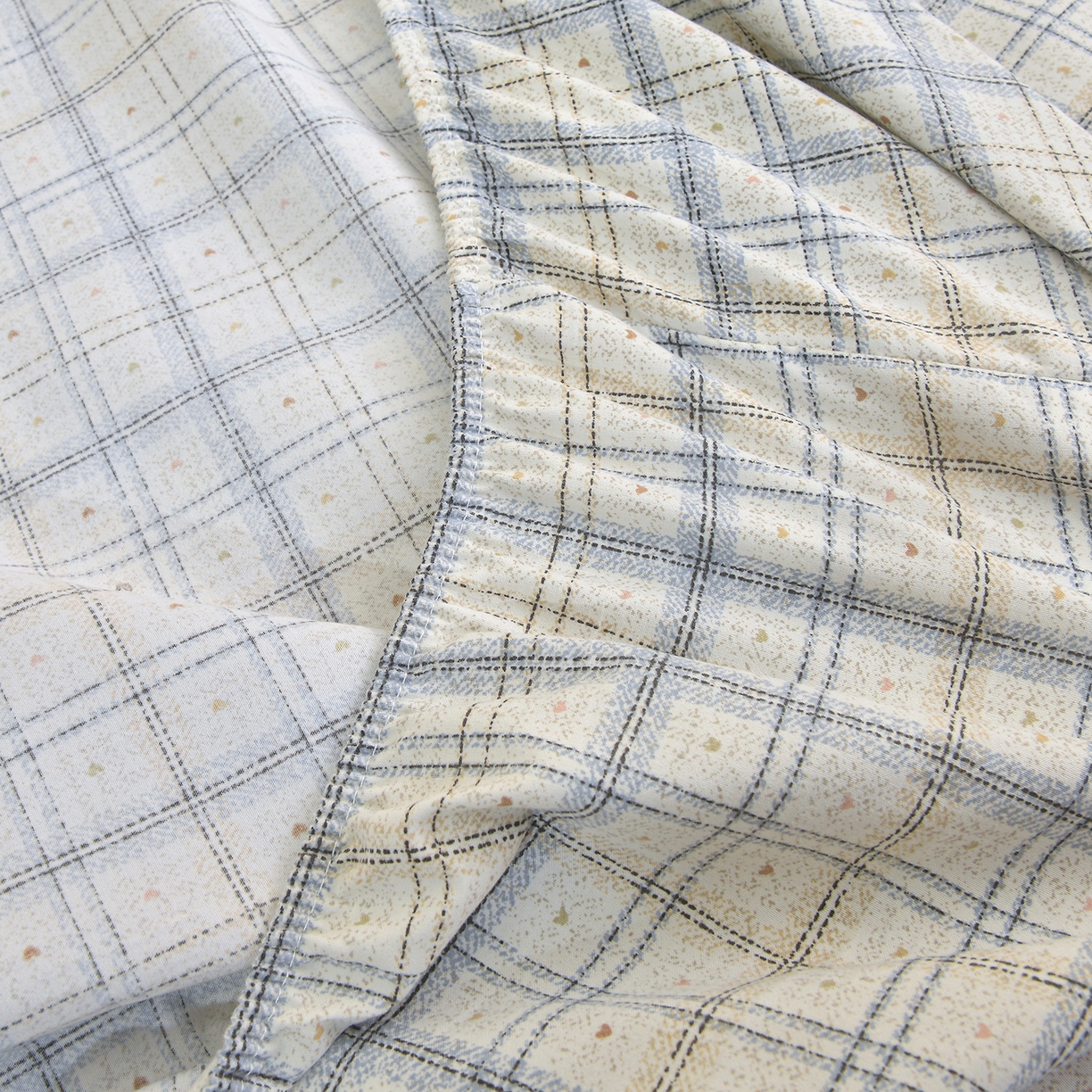 91家纺网 家纺一手货源 找家纺 小雨家纺 2026新款云锦棉韩版印花四件套系列 卡德尔（星河灰）