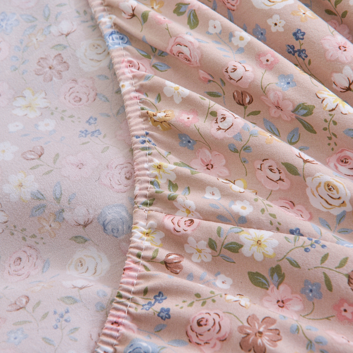 91家纺网 家纺一手货源 找家纺 小雨家纺 2026新款云锦棉韩版印花四件套系列 花艺（贝卡黄