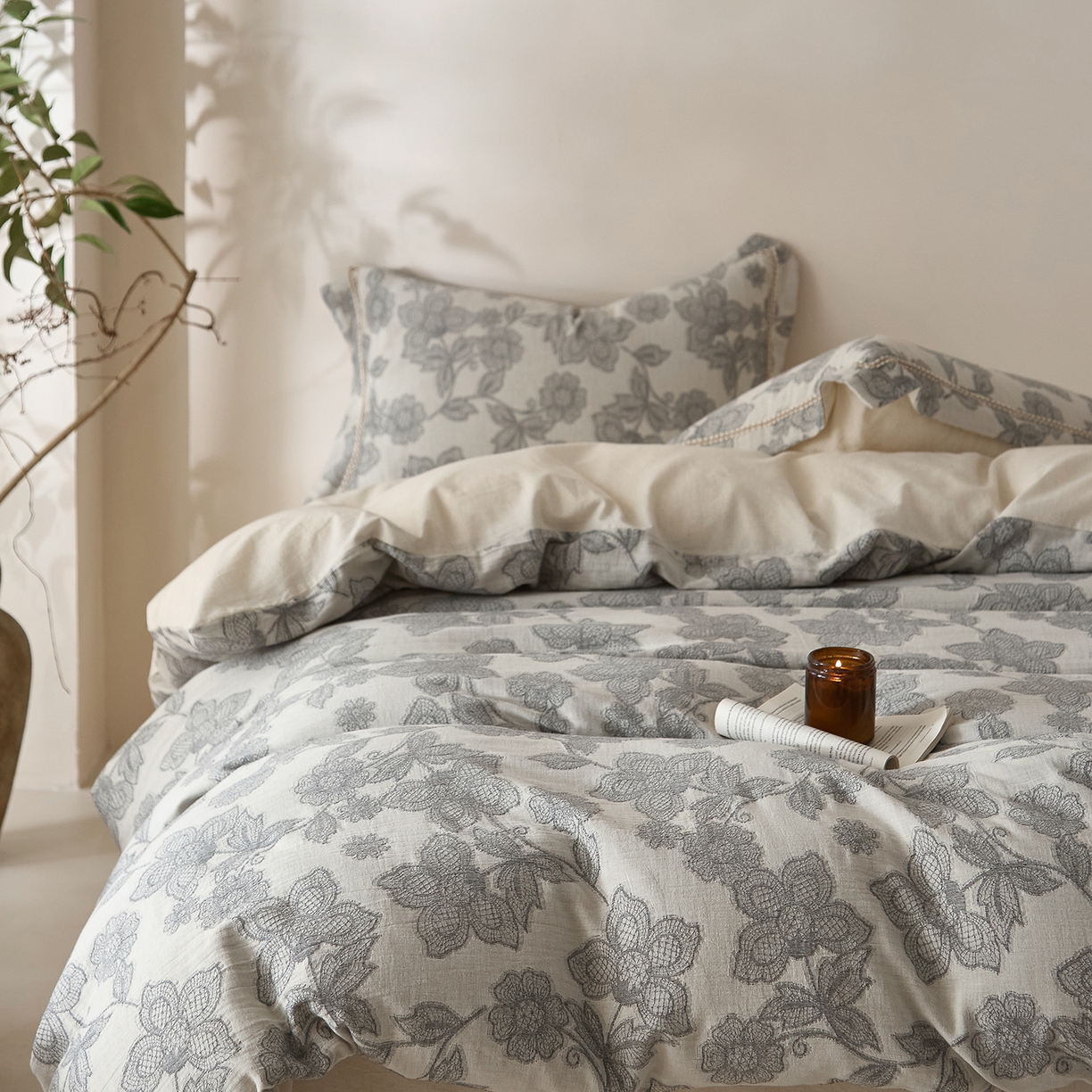 91家纺网 家纺一手货源 找家纺 莱豫家纺 2026新款A类亚麻棉麻色织提花工艺款四件套 冷香月灰