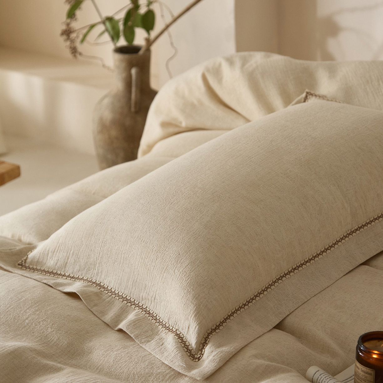 91家纺网 家纺一手货源 找家纺 莱豫家纺 2026新款A类亚麻棉麻色织提花工艺款四件套 梨月白 原色