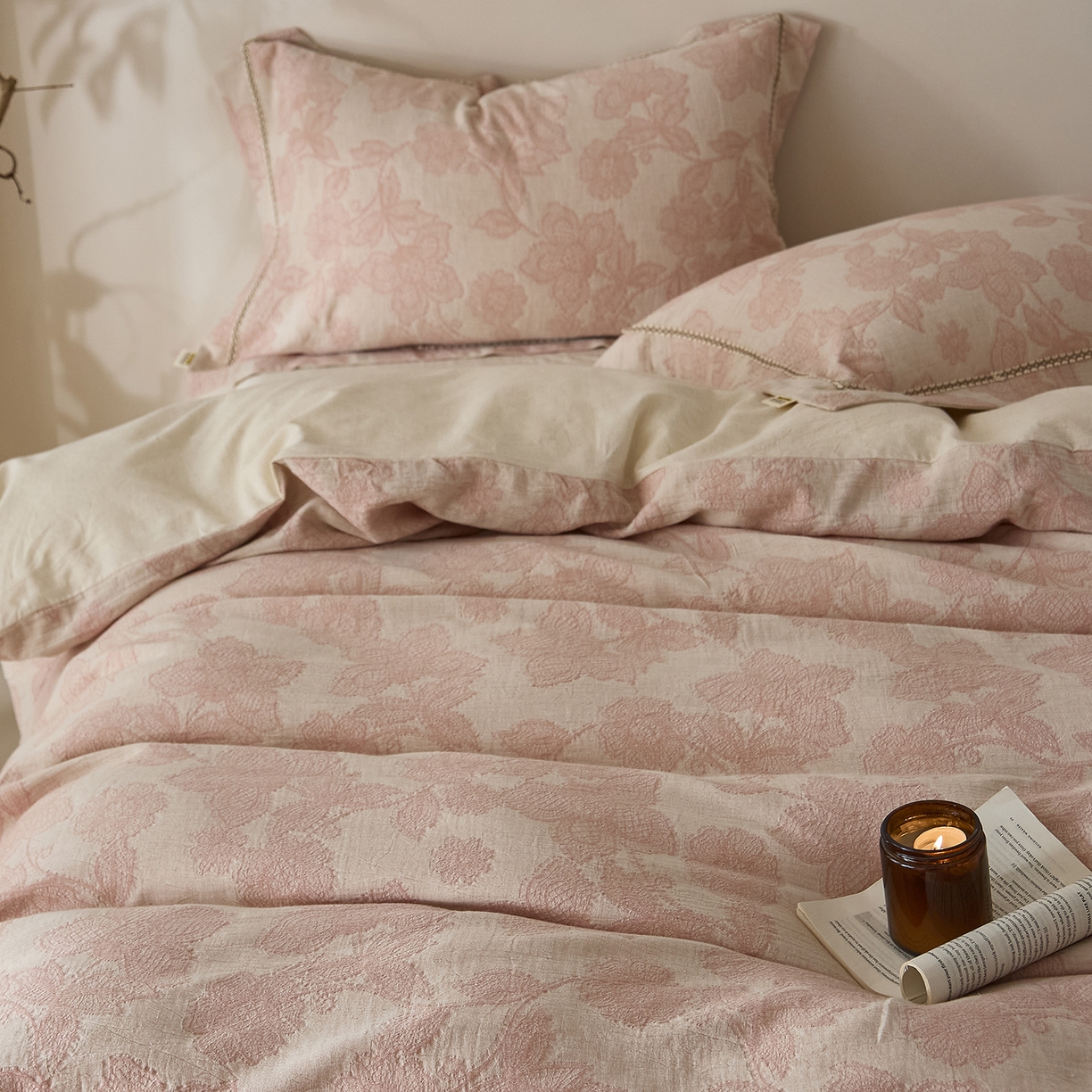 91家纺网 家纺一手货源 找家纺 莱豫家纺 2026新款A类亚麻棉麻色织提花工艺款四件套 落庭霜粉