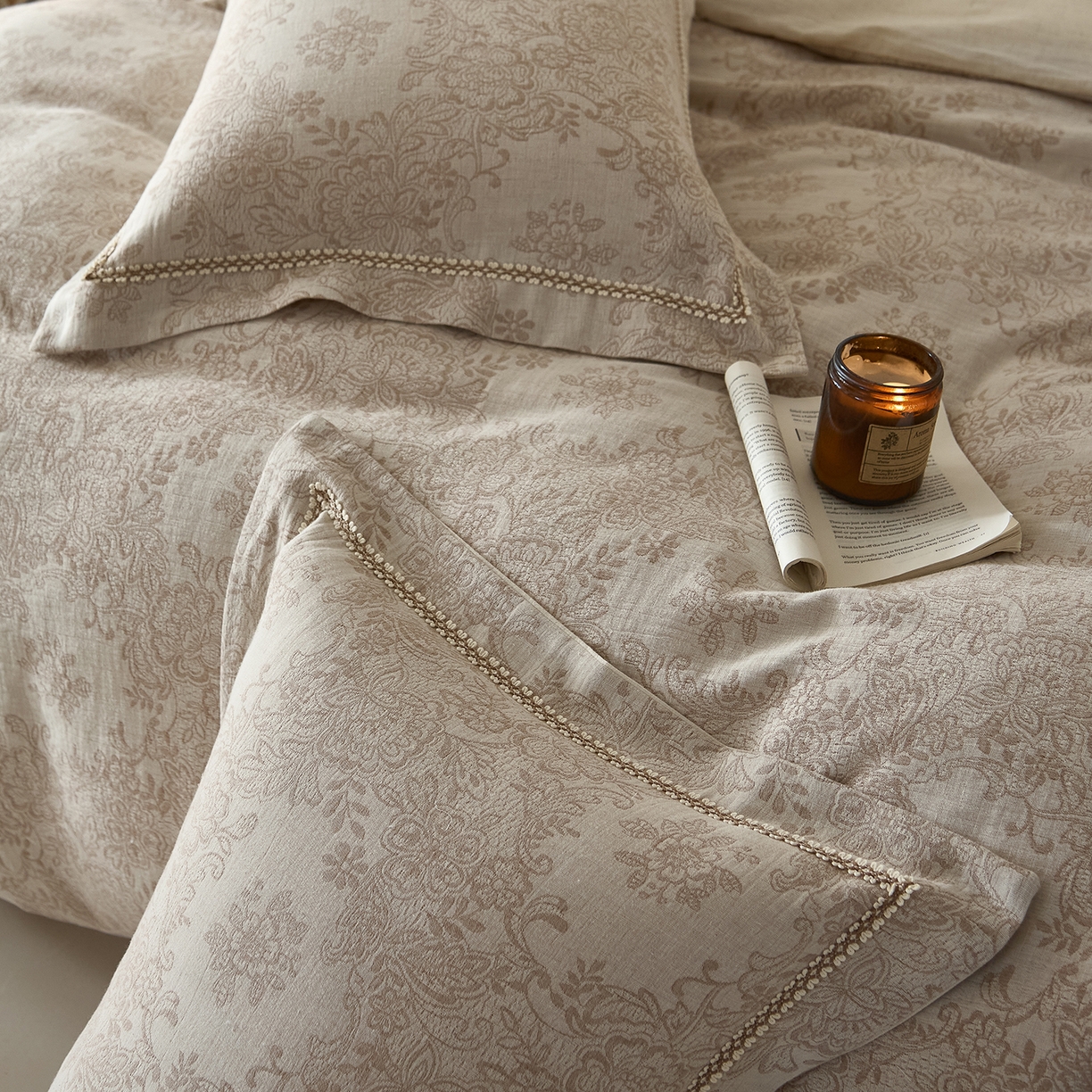 91家纺网 家纺一手货源 找家纺 莱豫家纺 2026新款A类亚麻棉麻色织提花工艺款四件套 长相思咖