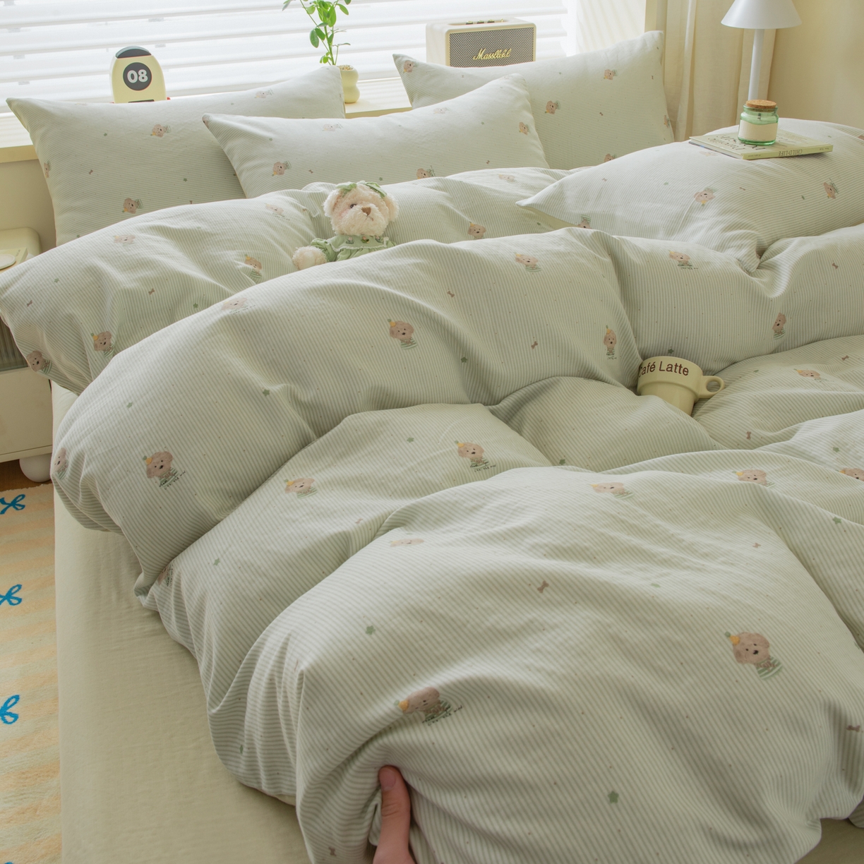 91家纺网 家纺一手货源 找家纺 雯雨家纺 2026春夏新款A类全棉有氧双层纱印花简约款四件套 布叮狗