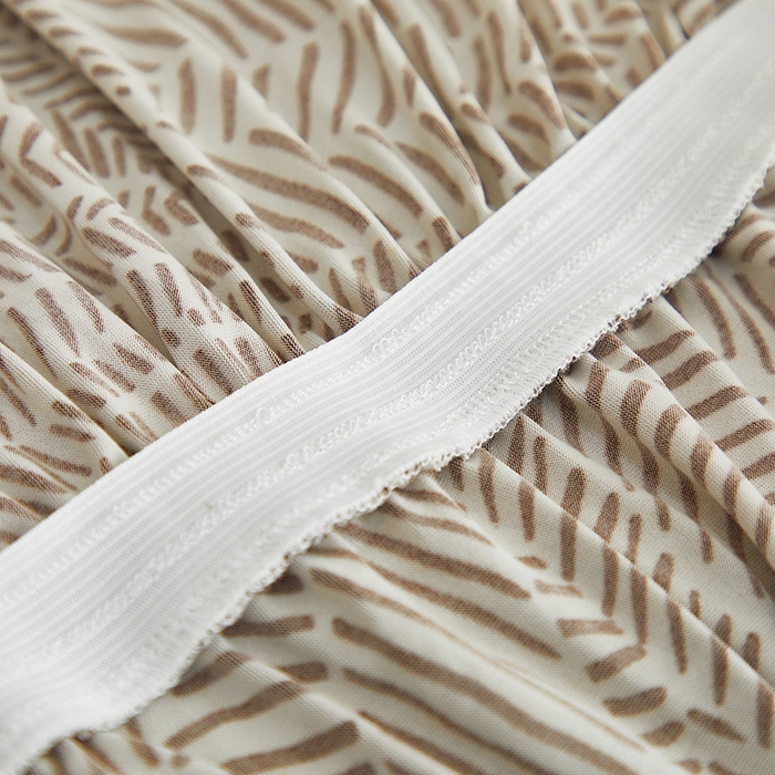 91家纺网 家纺一手货源 找家纺 （总）逐日沙发套 2026新款牛奶丝印花-裙摆沙发套