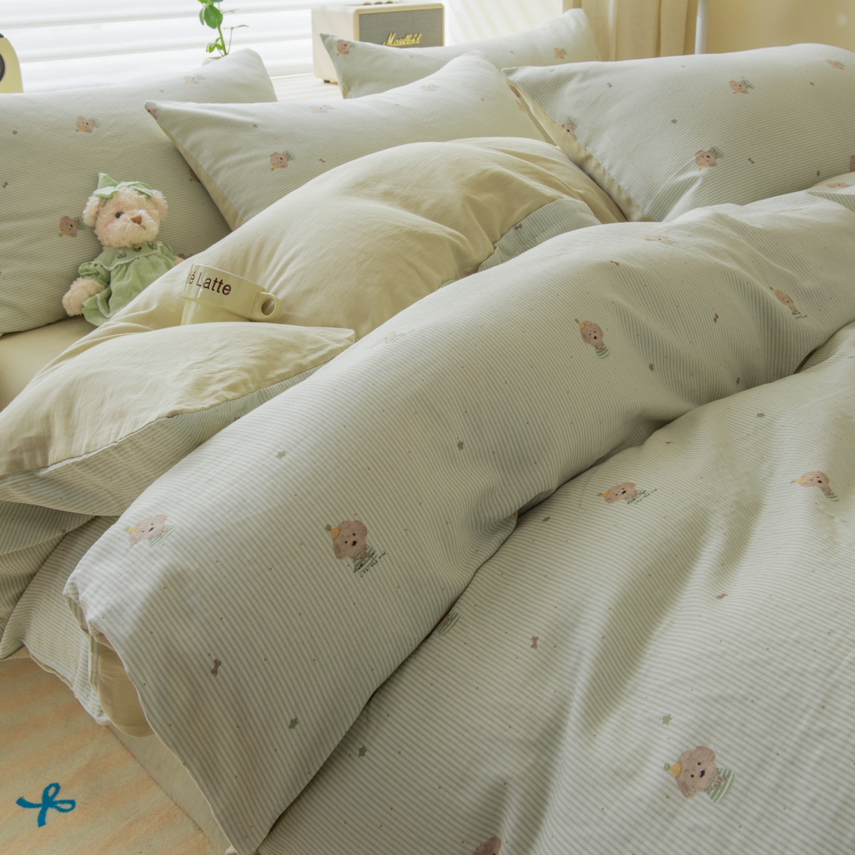 91家纺网 家纺一手货源 找家纺 雯雨家纺 2026春夏新款A类全棉有氧双层纱印花简约款四件套 布叮狗