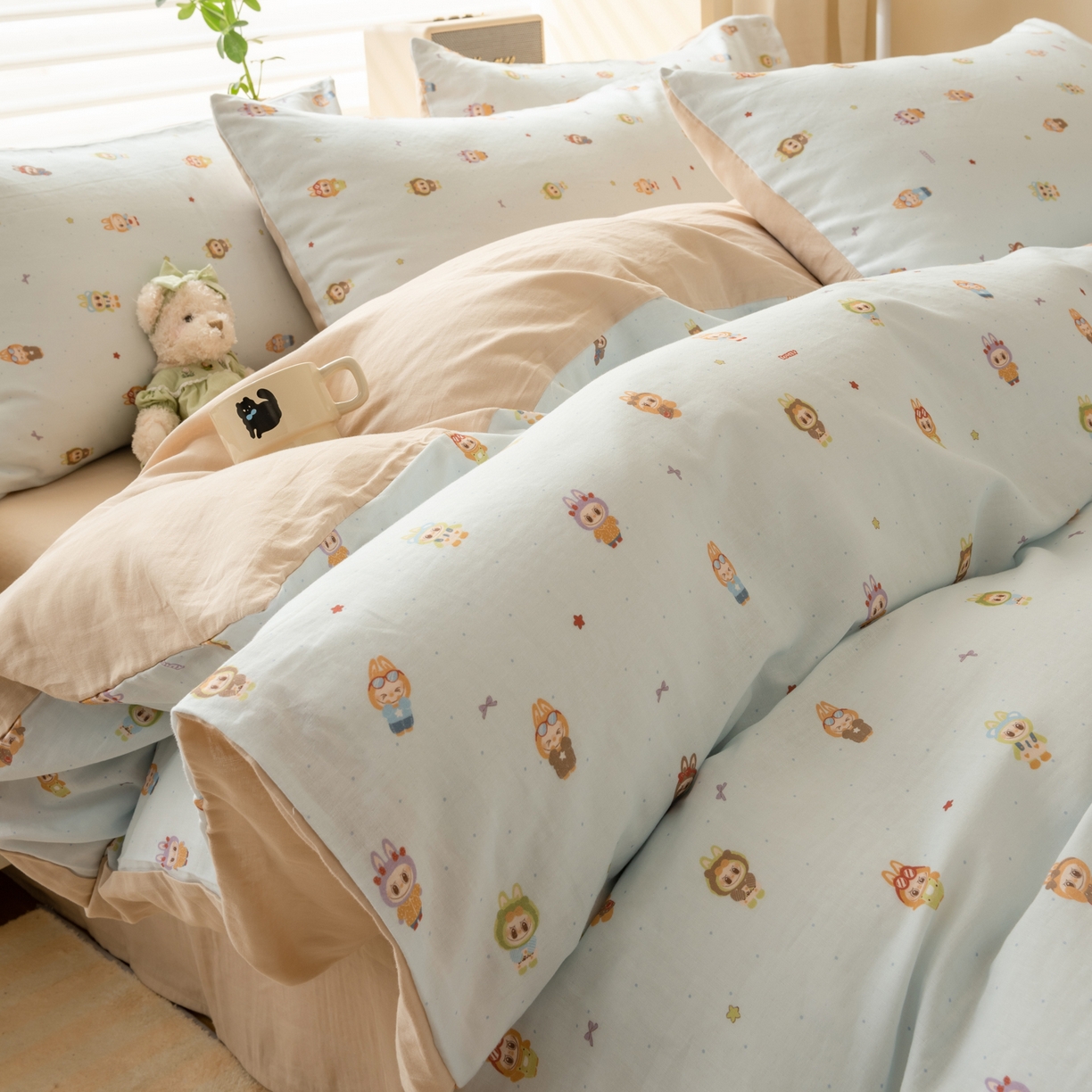 91家纺网 家纺一手货源 找家纺 雯雨家纺 2026春夏新款A类全棉有氧双层纱印花简约款四件套 布精灵