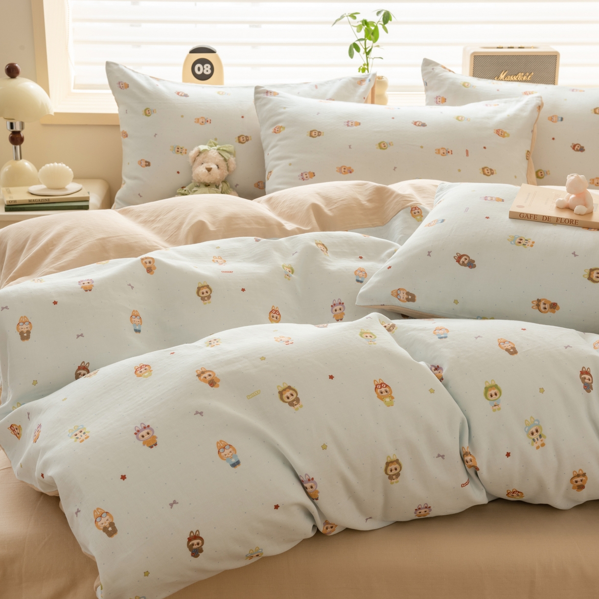 91家纺网 家纺一手货源 找家纺 雯雨家纺 2026春夏新款A类全棉有氧双层纱印花简约款四件套 布精灵