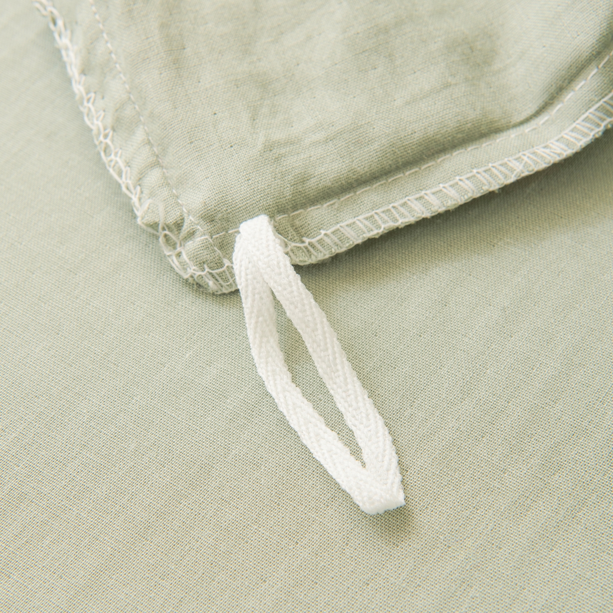 91家纺网 家纺一手货源 找家纺 雯雨家纺 2026春夏新款A类全棉有氧双层纱印花简约款四件套 秘密花园