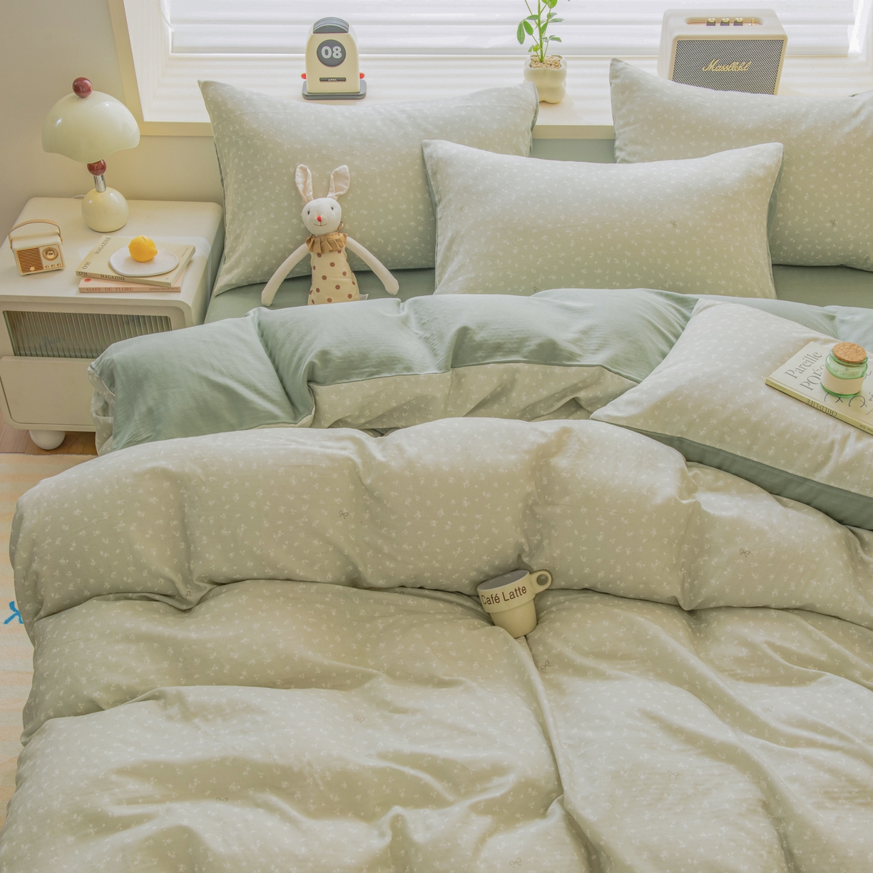 91家纺网 家纺一手货源 找家纺 雯雨家纺 2026春夏新款A类全棉有氧双层纱印花简约款四件套 秘密花园