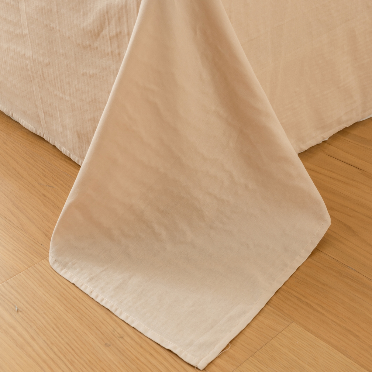 91家纺网 家纺一手货源 找家纺 雯雨家纺 2026春夏新款A类全棉有氧双层纱印花简约款四件套 南法庄园