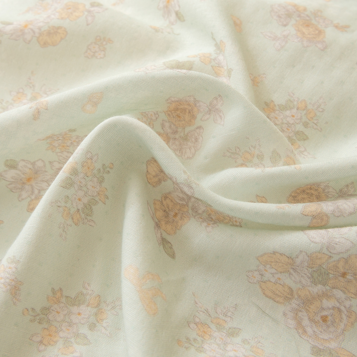 91家纺网 家纺一手货源 找家纺 雯雨家纺 2026春夏新款A类全棉有氧双层纱印花简约款四件套 南法庄园