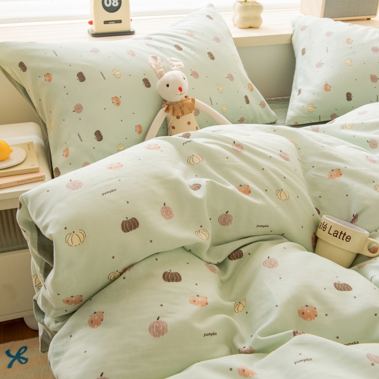 91家纺网 家纺一手货源 找家纺 雯雨家纺 2026春夏新款A类全棉有氧双层纱印花简约款四件套 南语-绿