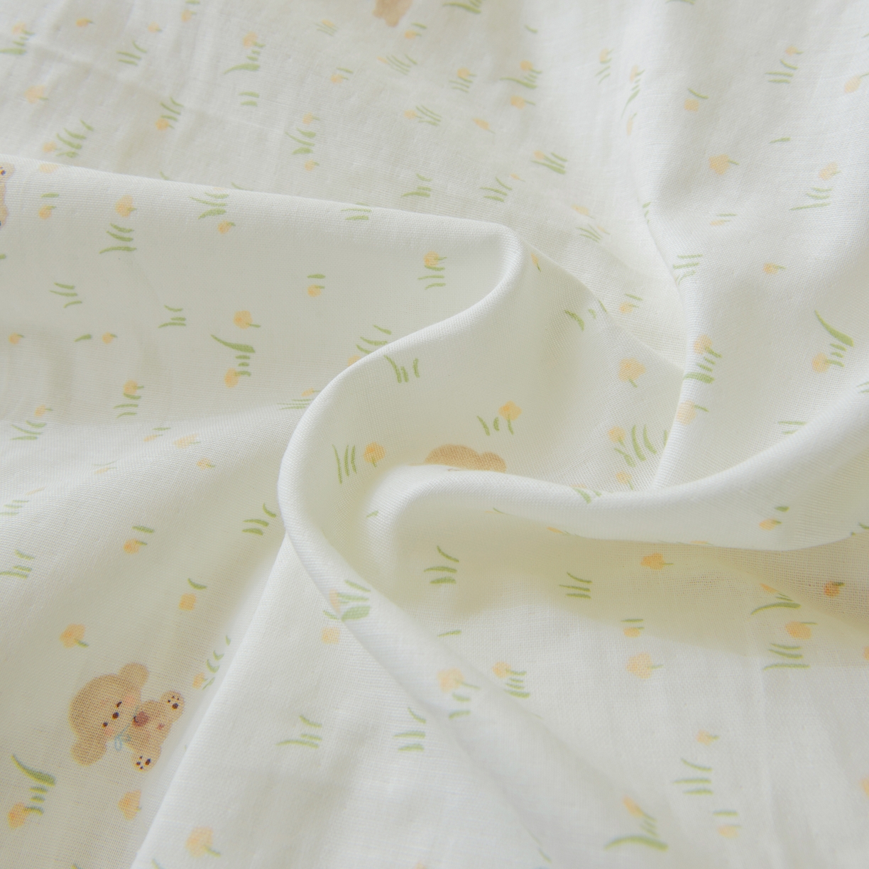 91家纺网 家纺一手货源 找家纺 雯雨家纺 2026春夏新款A类全棉有氧双层纱印花简约款四件套 田园小熊