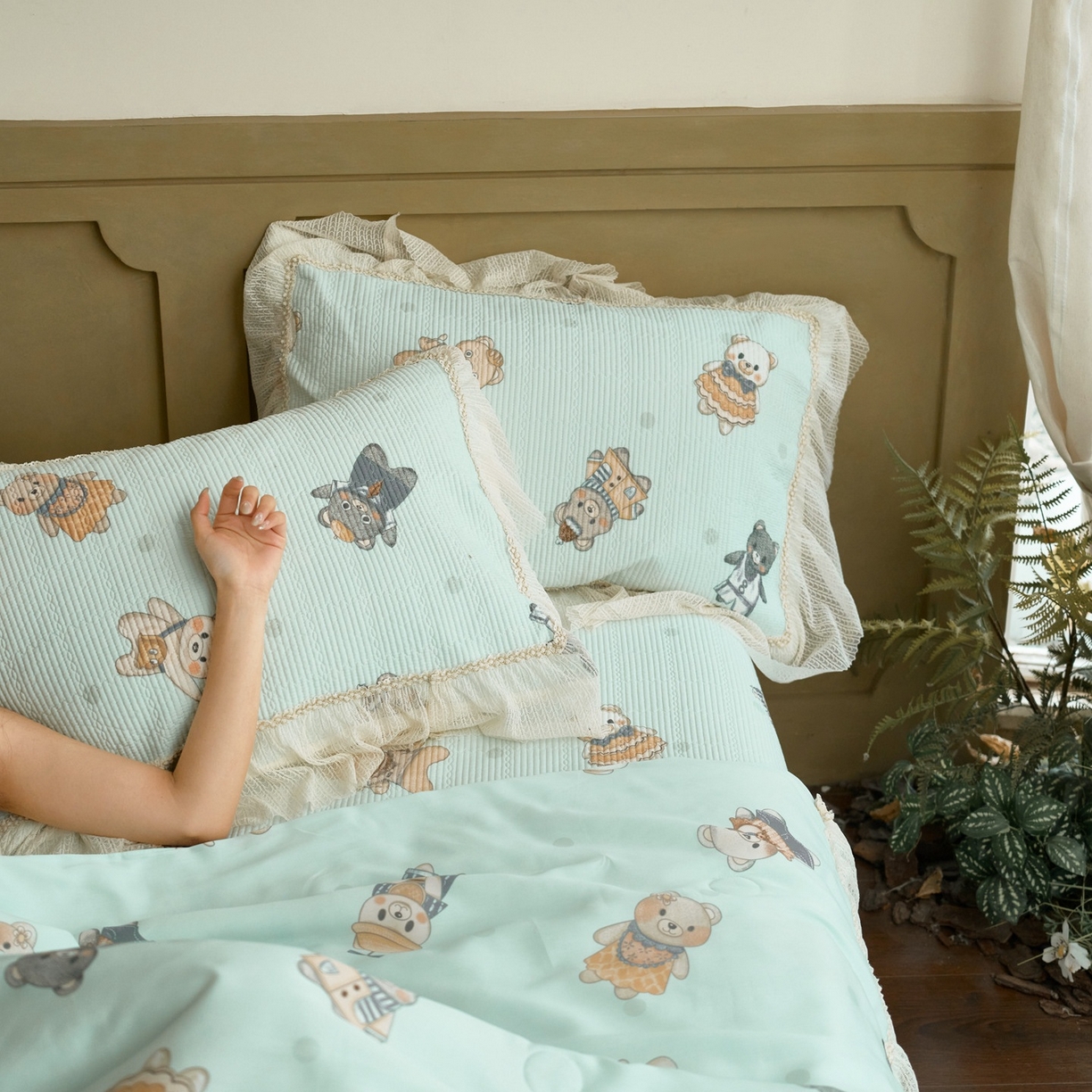 91家纺网 家纺一手货源 找家纺 源舜家纺 2026新款莱赛尔天丝床盖三件套夏被四件套 萌熊绘