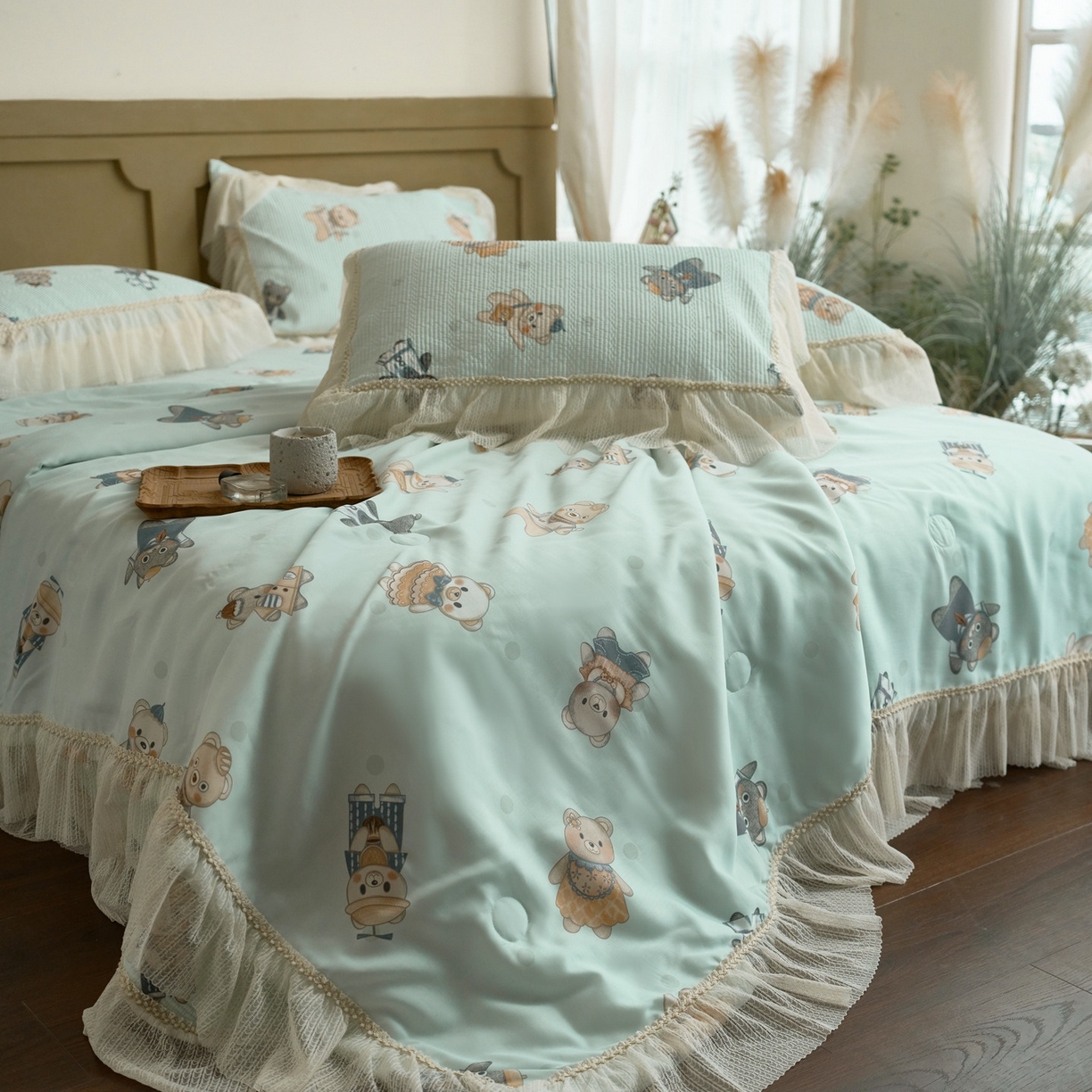 91家纺网 家纺一手货源 找家纺 源舜家纺 2026新款莱赛尔天丝床盖三件套夏被四件套 萌熊绘