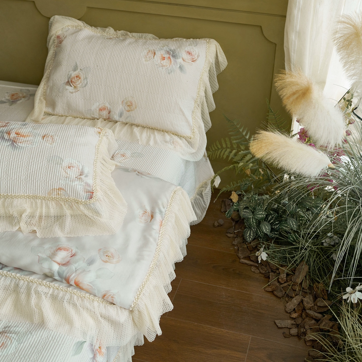 91家纺网 家纺一手货源 找家纺 源舜家纺 2026新款莱赛尔天丝床盖三件套夏被四件套 茉妍