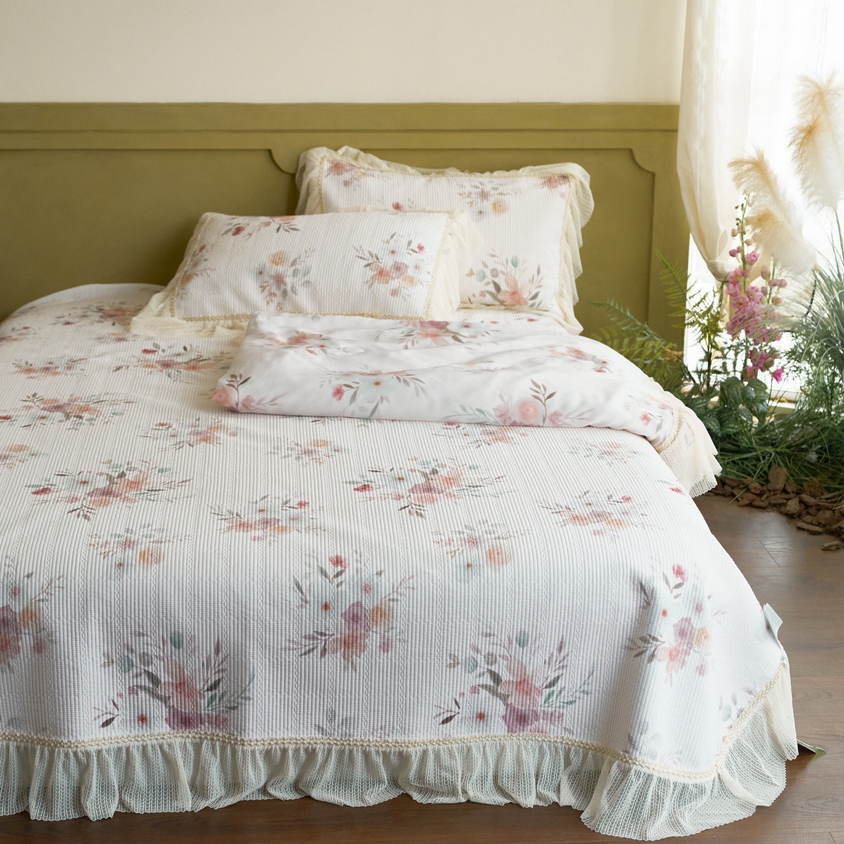 91家纺网 家纺一手货源 找家纺 源舜家纺 2026新款莱赛尔天丝床盖三件套夏被四件套 蔷薇