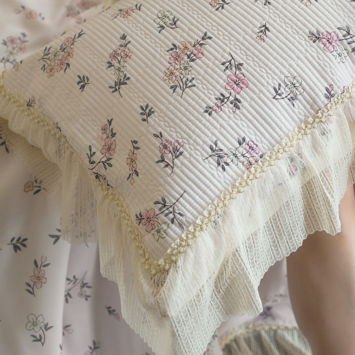 91家纺网 家纺一手货源 找家纺 源舜家纺 2026新款莱赛尔天丝床盖三件套夏被四件套 素锦