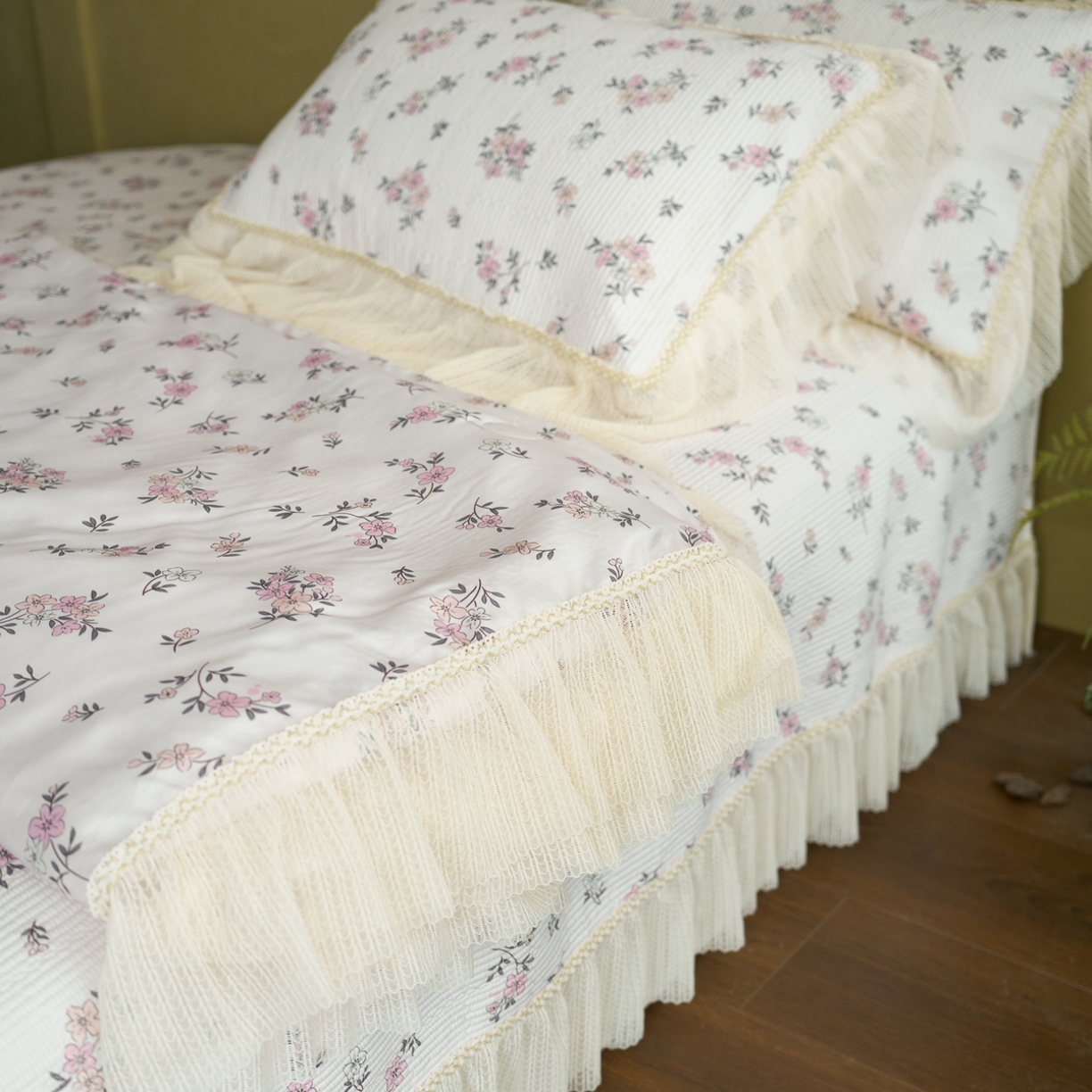 91家纺网 家纺一手货源 找家纺 源舜家纺 2026新款莱赛尔天丝床盖三件套夏被四件套 素锦