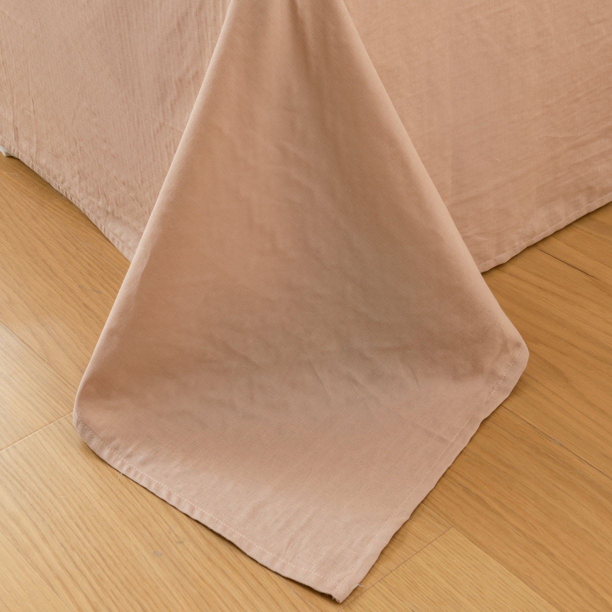 91家纺网 家纺一手货源 找家纺 雯雨家纺 2026春夏新款A类全棉有氧双层纱印花简约款四件套 叶香