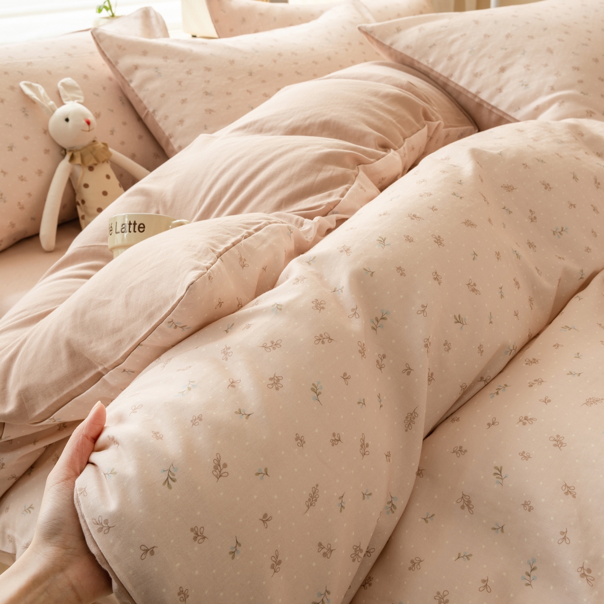 91家纺网 家纺一手货源 找家纺 雯雨家纺 2026春夏新款A类全棉有氧双层纱印花简约款四件套 叶香