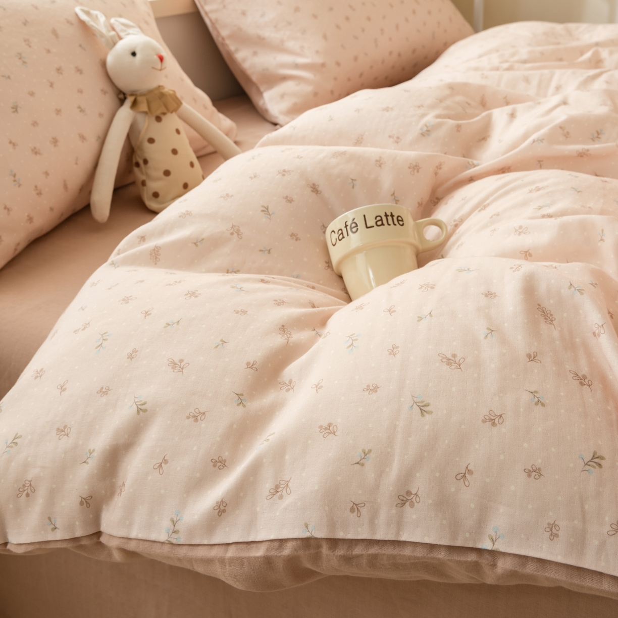 91家纺网 家纺一手货源 找家纺 雯雨家纺 2026春夏新款A类全棉有氧双层纱印花简约款四件套 叶香