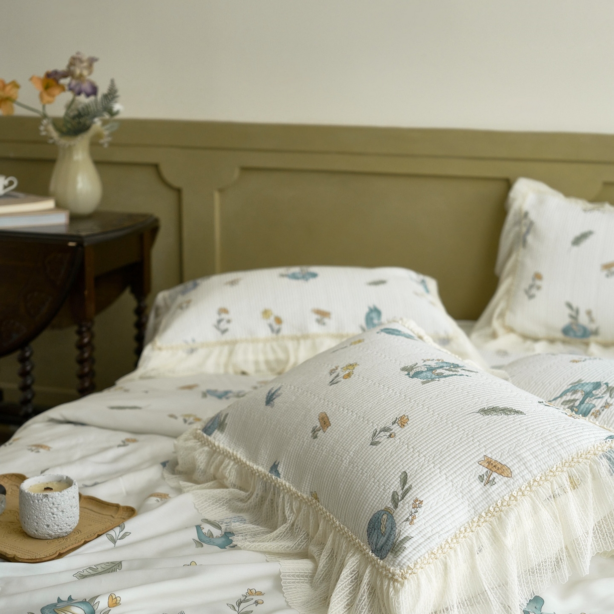 91家纺网 家纺一手货源 找家纺 源舜家纺 2026新款莱赛尔天丝床盖三件套夏被四件套 羽弦