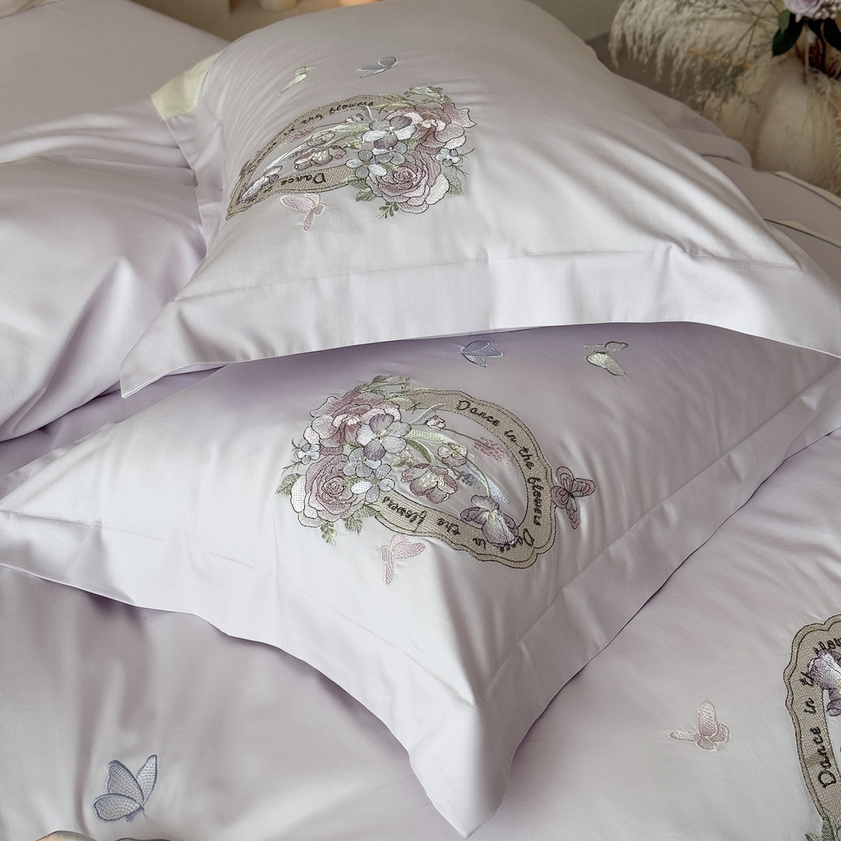 91家纺网 家纺一手货源 找家纺 MIU缪家居 2026新款亲肤舒适100支全棉四件套-爱丽丝梦境（基础控价431，券后控价388） 爱丽丝梦境-梦境紫