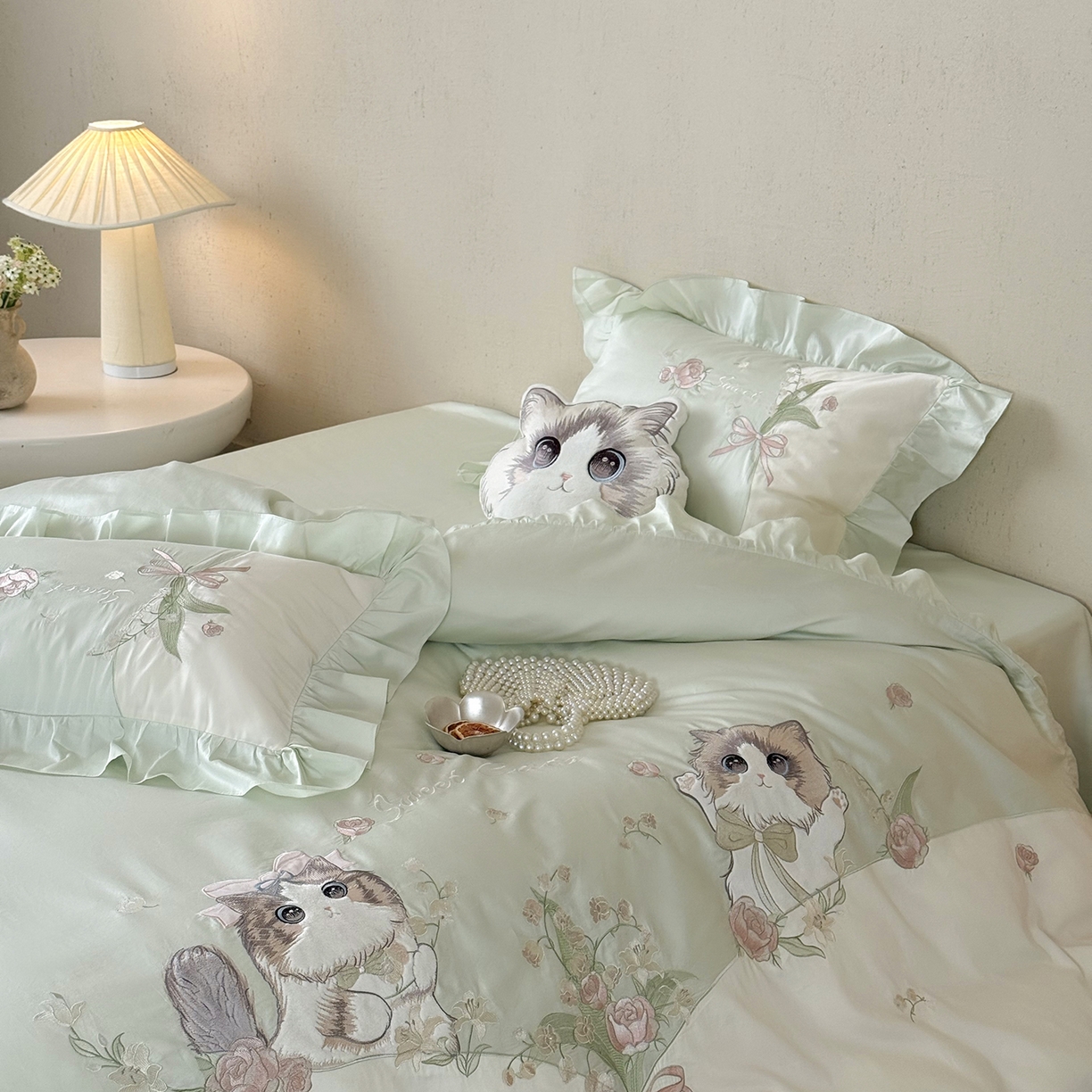 91家纺网 家纺一手货源 找家纺 MIU缪家居 2026新款亲肤舒适100支全棉四件套-铃兰喵（基础控价431，券后控价388） 铃兰喵-铃兰绿